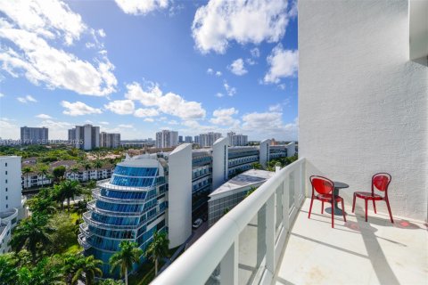 Condo in Aventura, Florida, 2 bedrooms  № 1994278 - photo 7