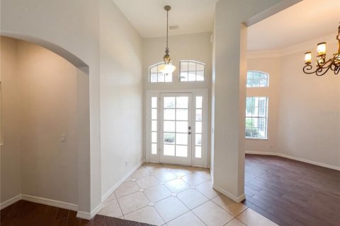 House in Oviedo, Florida 4 bedrooms, 243.68 sq.m. № 2339668 - photo 3