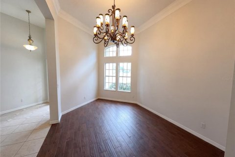 House in Oviedo, Florida 4 bedrooms, 243.68 sq.m. № 2339668 - photo 11