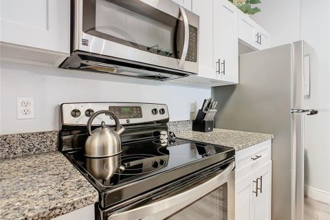 Condominio en venta en Kissimmee, Florida, 3 dormitorios, 130.99 m2 № 1834801 - foto 8