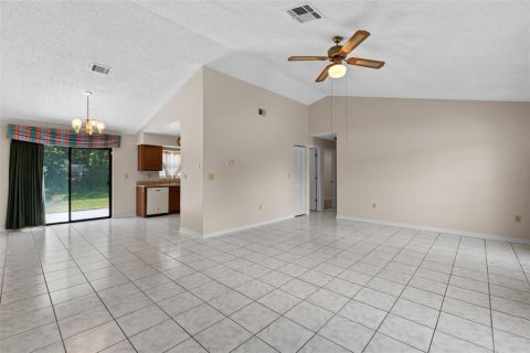 House in Kissimmee, Florida 3 bedrooms, 134.52 sq.m. № 1854405 - photo 4