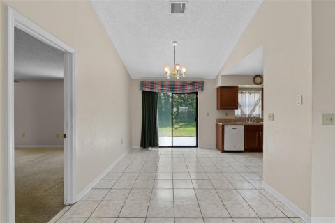 House in Kissimmee, Florida 3 bedrooms, 134.52 sq.m. № 1854405 - photo 6