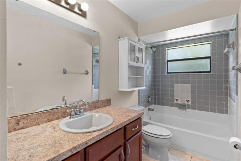House in Kissimmee, Florida 3 bedrooms, 134.52 sq.m. № 1854405 - photo 20