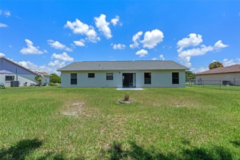 House in Kissimmee, Florida 3 bedrooms, 134.52 sq.m. № 1854405 - photo 22