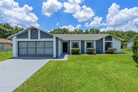 House in Kissimmee, Florida 3 bedrooms, 134.52 sq.m. № 1854405 - photo 1