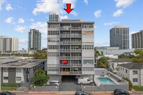 Copropriété à vendre à Miami Beach, Floride: 2 chambres, 109.16 m2 № 2153775 - photo 17