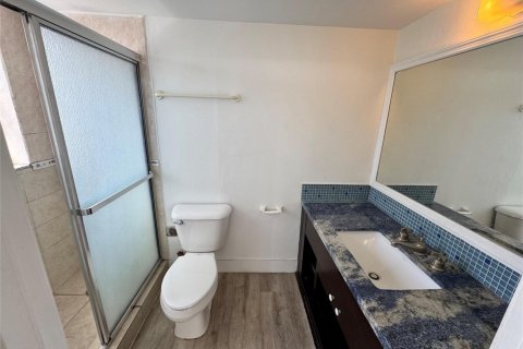 Copropriété à vendre à Miami Beach, Floride: 2 chambres, 109.16 m2 № 2153775 - photo 11