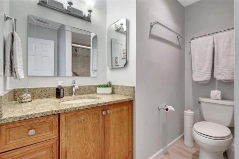 Купить кондоминиум в Сарасота, Флорида 8 комнат, 109.44м2, № 1598422 - фото 24