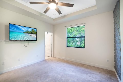 Townhouse in Miami Lakes, Florida 3 bedrooms, 137.12 sq.m. № 1976303 - photo 14