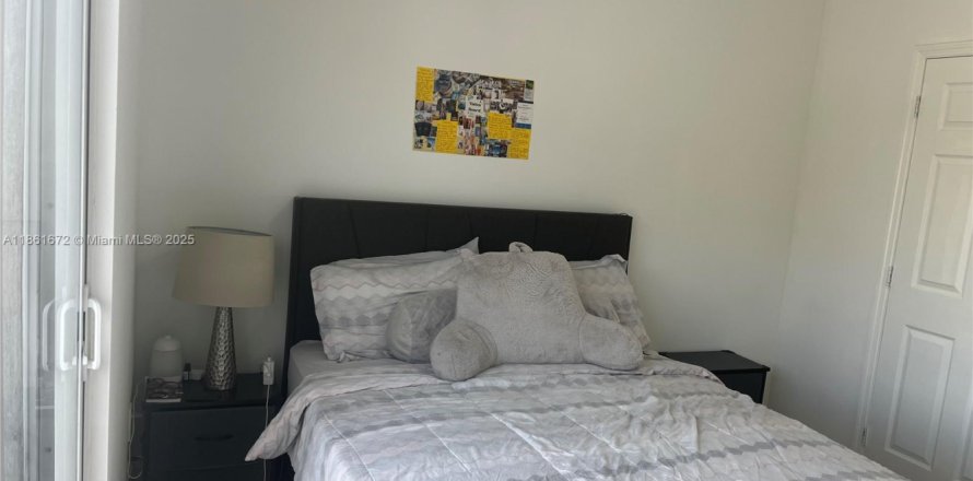 Apartamento en Miami, Florida 2 dormitorios, 78.97 m2 № 1890462