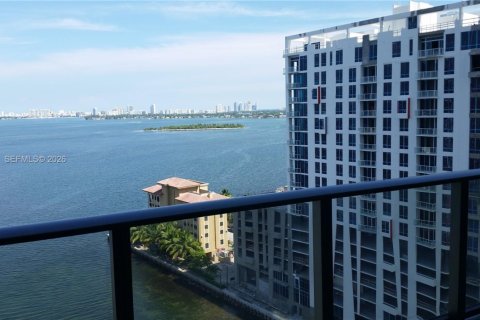 Condominio en venta en Miami, Florida, 1 dormitorio, 79.34 m2 № 2026652 - foto 9
