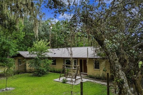 Casa en Silver Springs Shores, Florida 5 dormitorios, 334.08 m2 № 2360560