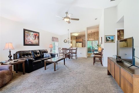 Villa ou maison à vendre à Poinciana, Floride: 2 chambres, 100.8 m2 № 1578642 - photo 6