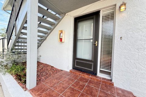 Copropriété à louer à Clearwater, Floride: 2 chambres, 102.19 m2 № 2095685 - photo 2