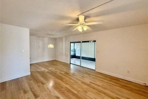 Copropriété à louer à Clearwater, Floride: 2 chambres, 102.19 m2 № 2095685 - photo 5