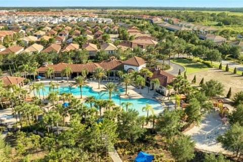Villa ou maison à vendre à Davenport, Floride: 6 chambres, 281.68 m2 № 2095438 - photo 20