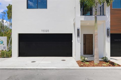 Adosado en alquiler en Saint Petersburg, Florida, 3 dormitorios, 168.52 m2 № 1856131 - foto 4