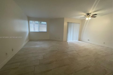 Кондоминиум с 1 спальней в Корал-Спрингс, Флорида № 2036168