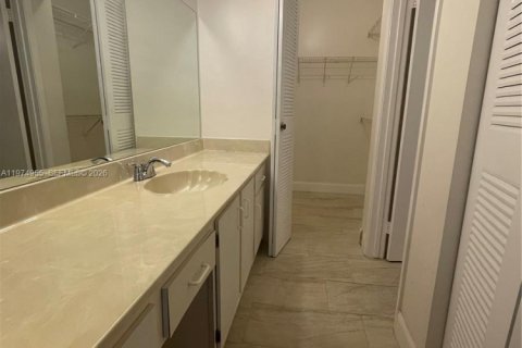 Снять в аренду кондоминиум в Корал-Спрингс, Флорида 1 спальня, 65.03м2, № 2036168 - фото 6