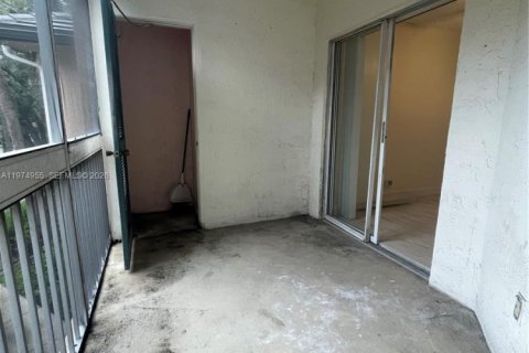 Снять в аренду кондоминиум в Корал-Спрингс, Флорида 1 спальня, 65.03м2, № 2036168 - фото 9