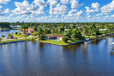 Villa ou maison à vendre à West Palm Beach, Floride: 4 chambres, 255.48 m2 № 2422522 - photo 18