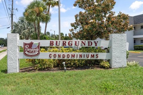 Condominio en venta en Bradenton, Florida, 1 dormitorio, 78.97 m2 № 1311800 - foto 3