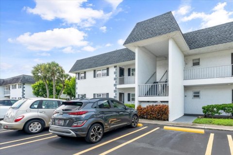 Condominio en venta en Bradenton, Florida, 1 dormitorio, 78.97 m2 № 1311800 - foto 8