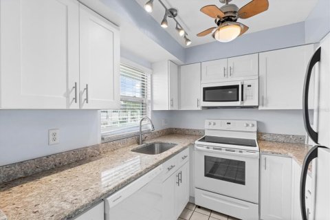 Condominio en venta en Bradenton, Florida, 1 dormitorio, 78.97 m2 № 1311800 - foto 14