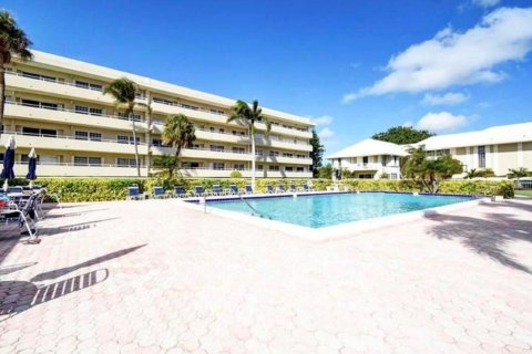 Condominio en alquiler en Boca Raton, Florida, 2 dormitorios, 144.83 m2 № 1079062 - foto 1