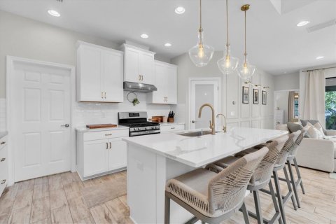 Casa en venta en Odessa, Florida, 4 dormitorios, 223.99 m2 № 2377950 - foto 6