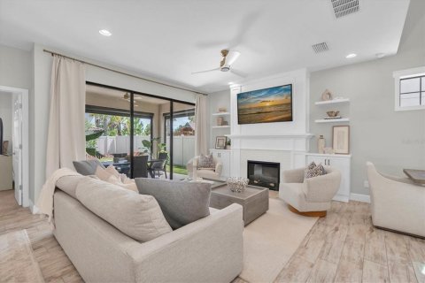 Casa en venta en Odessa, Florida, 4 dormitorios, 223.99 m2 № 2377950 - foto 11