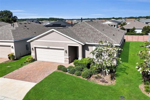House in Ocala, Florida 3 bedrooms, 177.54 sq.m. № 2130152