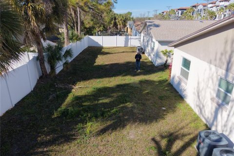 Commercial property in Tampa, Florida 4 bedrooms, 170.2 sq.m. № 2093769 - photo 16