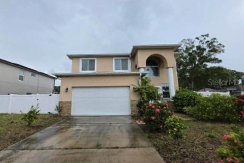 Casa en Pinellas Park, Florida 5 dormitorios, 286.88 m2 № 2373159