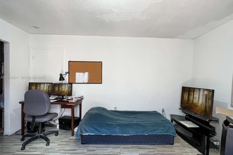 Villa ou maison à vendre à Miami, Floride: 4 chambres, 148.18 m2 № 1991163 - photo 6