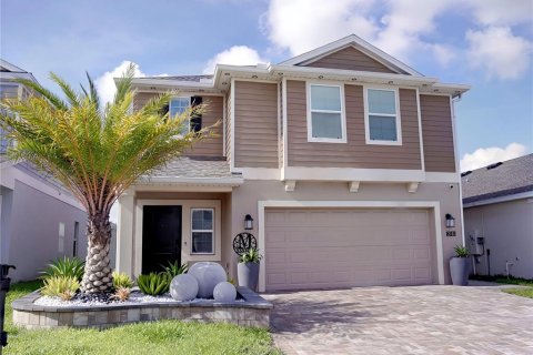 House in Davenport, Florida 4 bedrooms, 179.49 sq.m. № 2201365 - photo 3