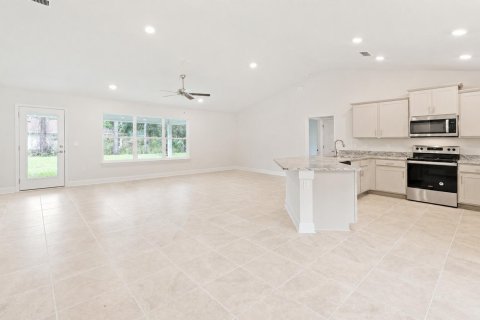 Villa ou maison à vendre à Port St. Lucie, Floride: 3 chambres, 143.07 m2 № 2261685 - photo 11