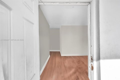 Adosado en alquiler en Lauderhill, Florida, 1 dormitorio, 67.82 m2 № 2024440 - foto 2