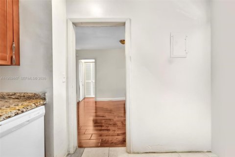 Adosado en alquiler en Lauderhill, Florida, 1 dormitorio, 67.82 m2 № 2024440 - foto 11