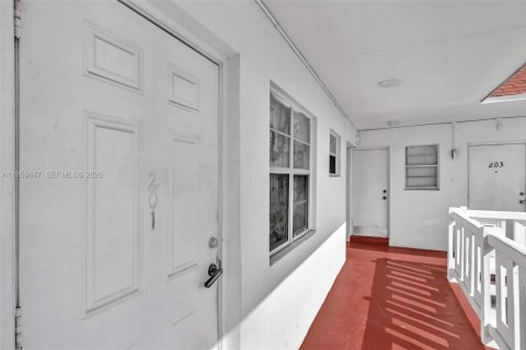 Adosado en alquiler en Lauderhill, Florida, 1 dormitorio, 67.82 m2 № 2024440 - foto 21