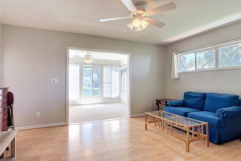 Casa en venta en Leesburg, Florida, 2 dormitorios, 167.22 m2 № 1918360 - foto 24