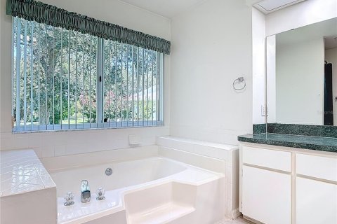 Casa en venta en Leesburg, Florida, 2 dormitorios, 167.22 m2 № 1918360 - foto 29