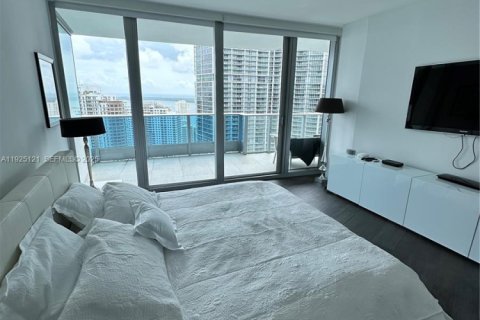 Снять в аренду кондоминиум в Майами, Флорида 2 спальни, 139.35м2, № 1983750 - фото 13