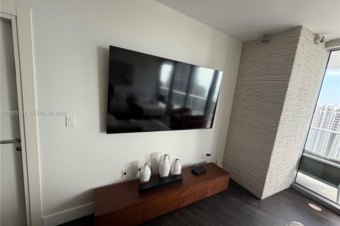 Снять в аренду кондоминиум в Майами, Флорида 2 спальни, 139.35м2, № 1983750 - фото 11