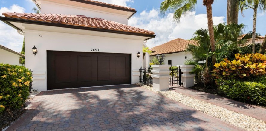 Villa ou maison à Boca Raton, Floride 3 chambres, 338.35 m2 № 1118177