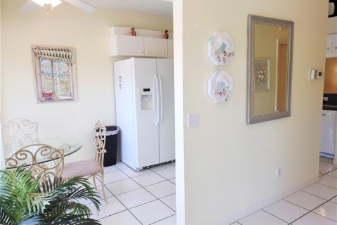 Condominio en alquiler en Venice, Florida, 2 dormitorios, 136.19 m2 № 1810365 - foto 4
