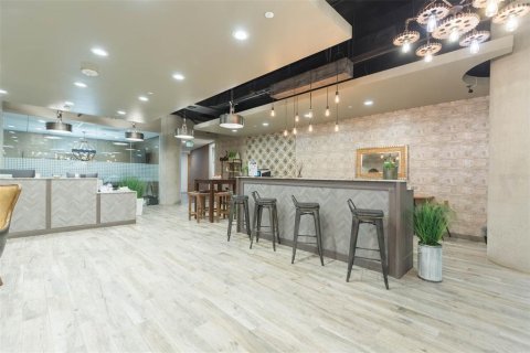 Propiedad comercial en alquiler en Tampa, Florida, 69148.55 m2 № 1568953 - foto 5