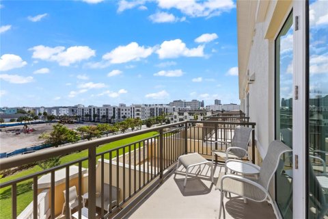 Condo in Sarasota, Florida, 2 bedrooms  № 2093070 - photo 29