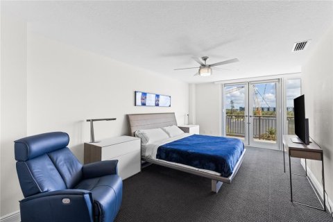 Condo in Sarasota, Florida, 2 bedrooms  № 2093070 - photo 27