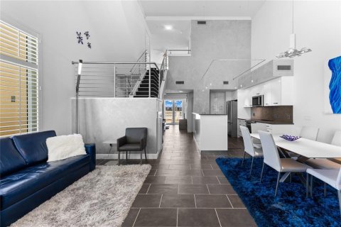 Condo in Sarasota, Florida, 2 bedrooms  № 2093070 - photo 6
